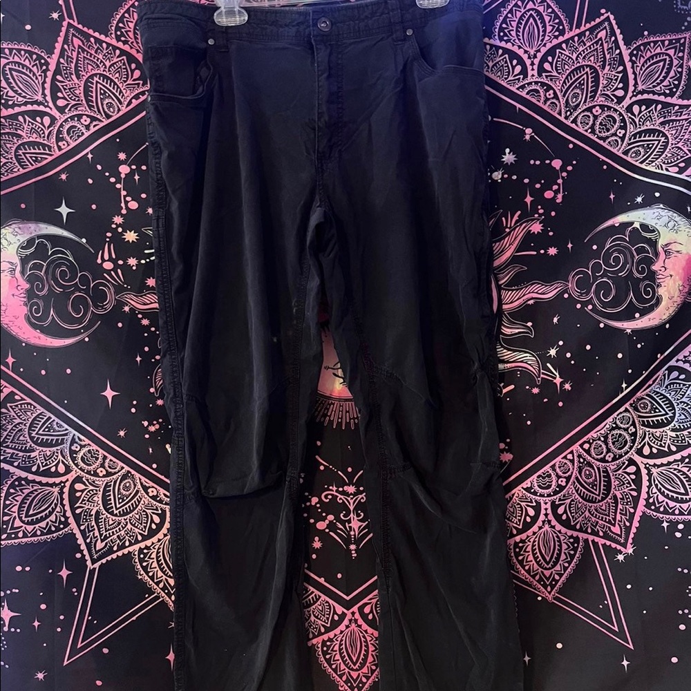 Men’s Everyday Grey Pants